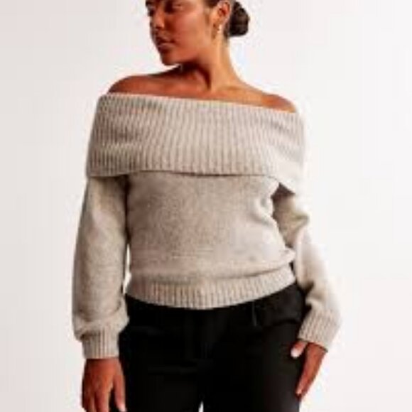 A&F Off-the-shoulder Ribbed Sweater - Small - NWT - Picture 1 of 2